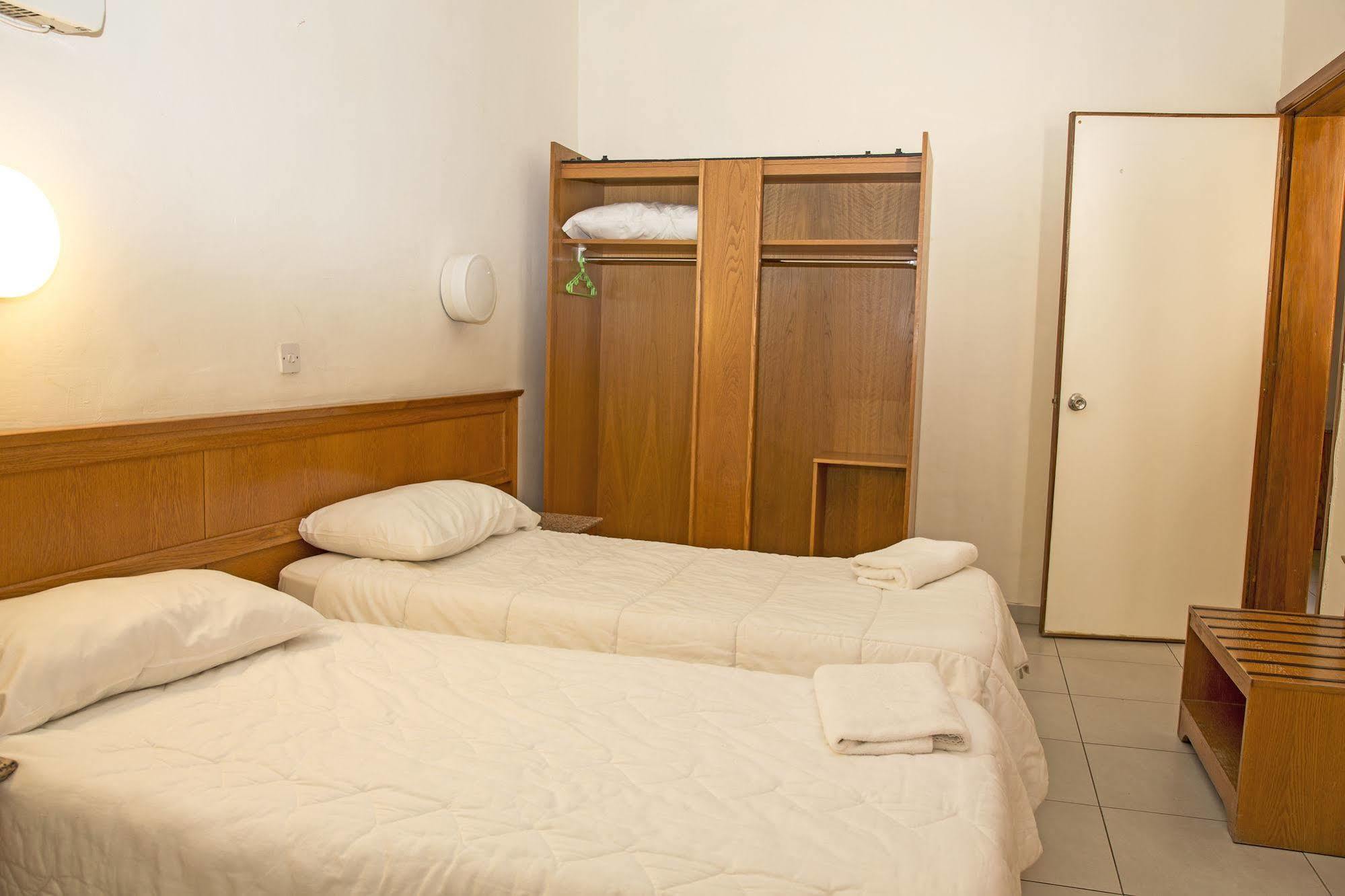 Dragonara Apartments San Julián Exterior foto